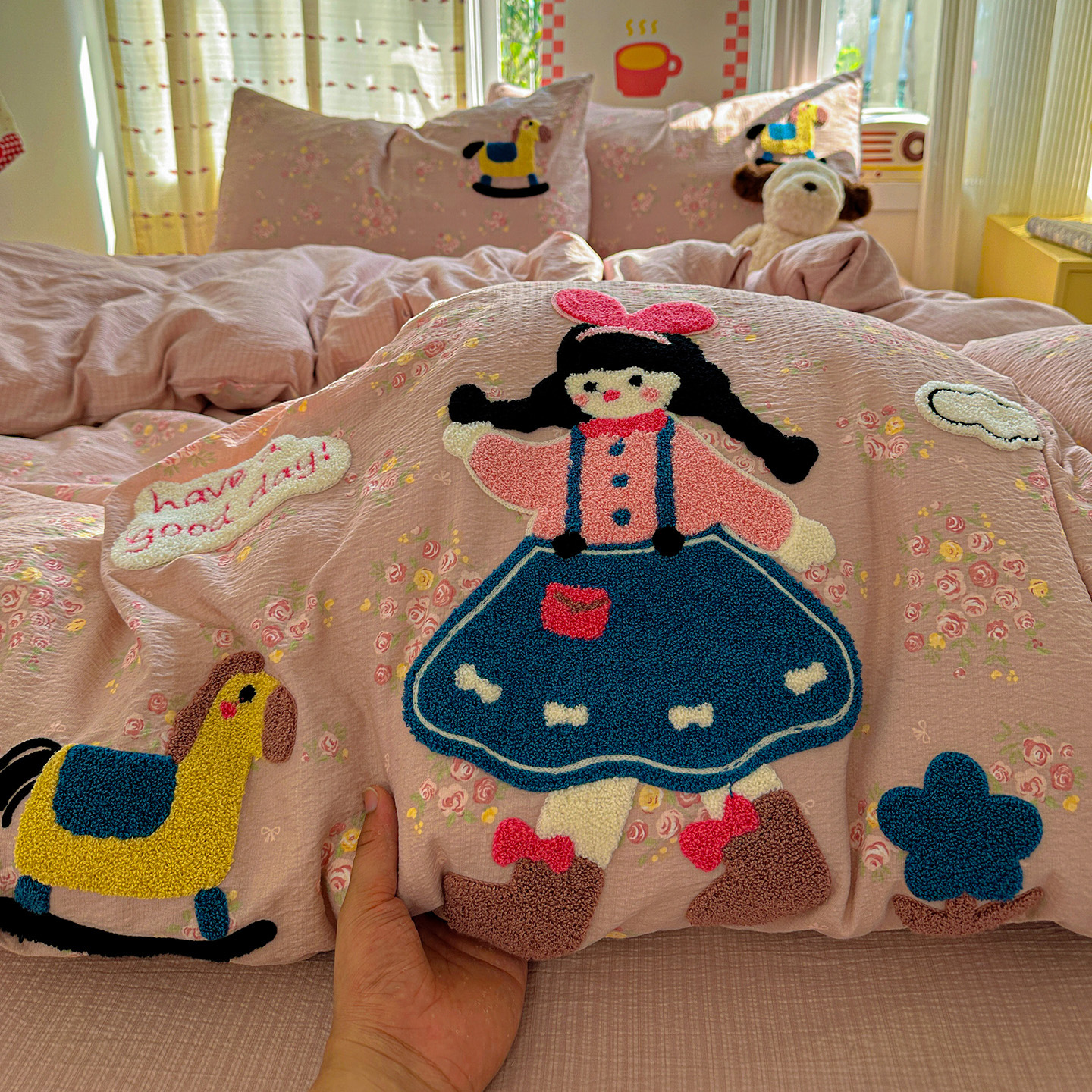 Madre y bebé clase A toallas de dormir desnudas bordadas de algodón puro cuatro piezas de cama sábanas super suaves cubierta cama dormitorio Kasa tres cuatro piezas de conjunto
