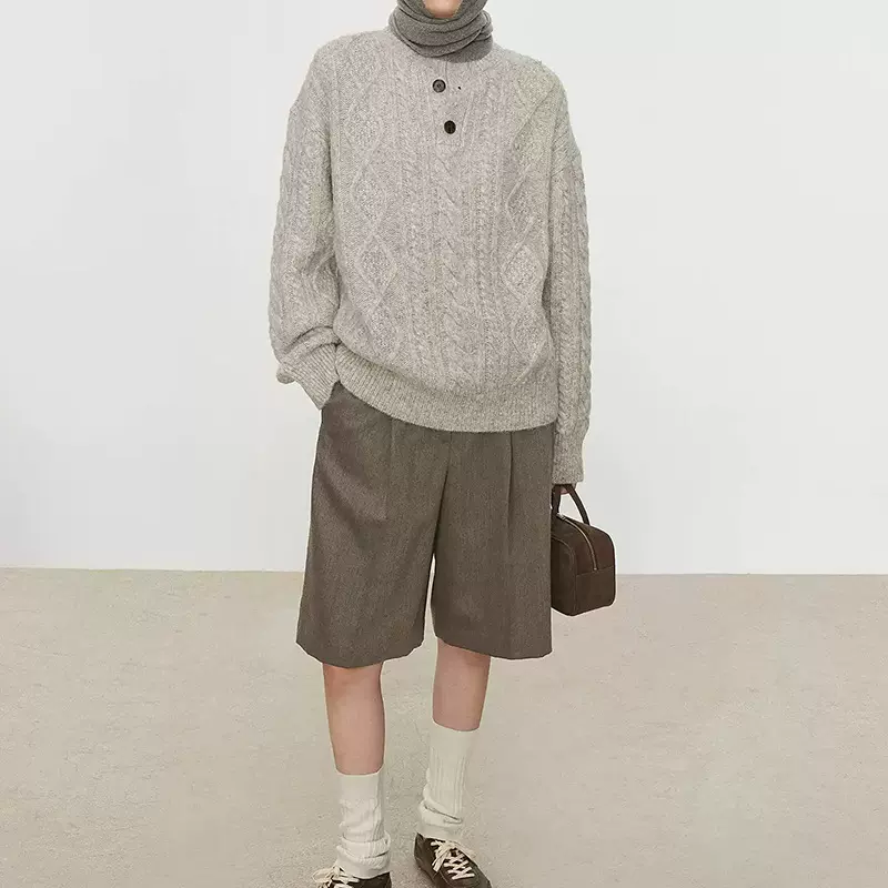 CHIC时装发布大秀款_超细毛夹花纱绞花亨利领毛衣2025冬季新