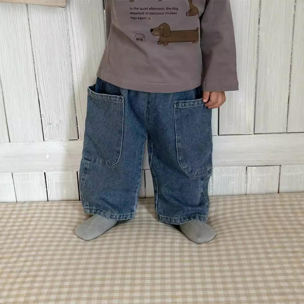 Trajes infantiles de otoño 2026 primavera y otoño nuevos productos de ropa infantil coreana de otoño chaqueta de niño jeans set