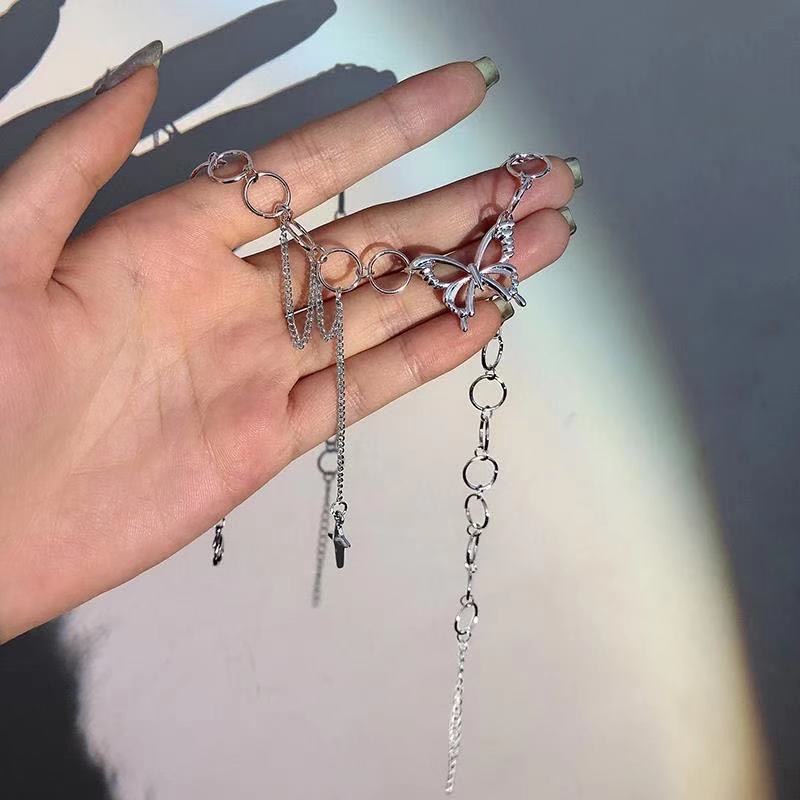 Kadınlar için kelebek kolye, benzersiz köprücük kemiği zinciri, minimalist tarz kolye, niş tasarım kolye, öğrenciler için kısa zincir.