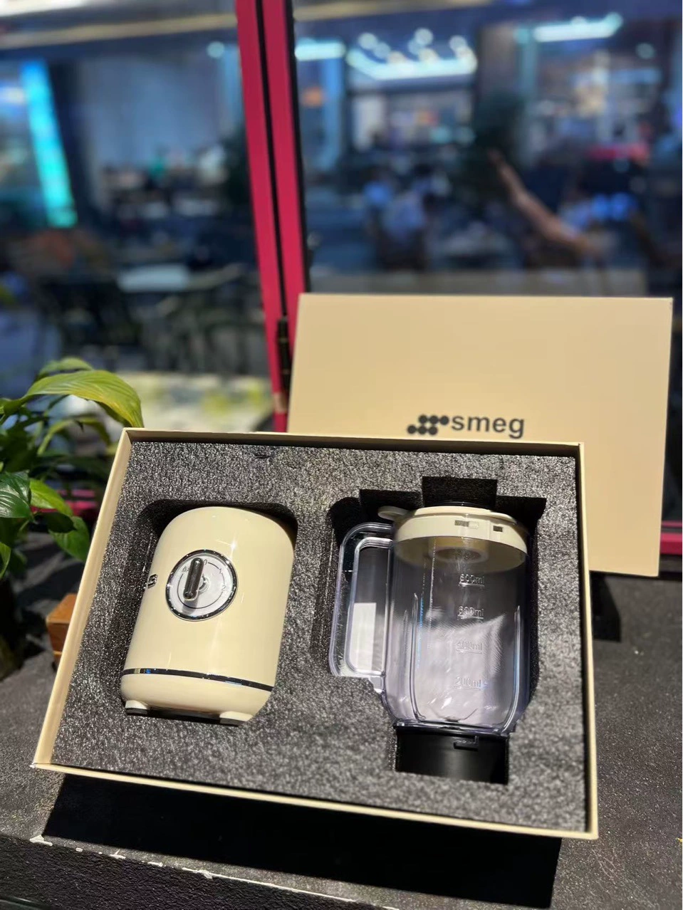 Automatic universal handheld food processor for home use, glass for fruits and vegetables, fully automatic