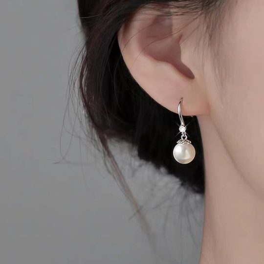 925 silver needle pearl earrings 2023 new popular earrings niche women's light luxury high-grade earrings