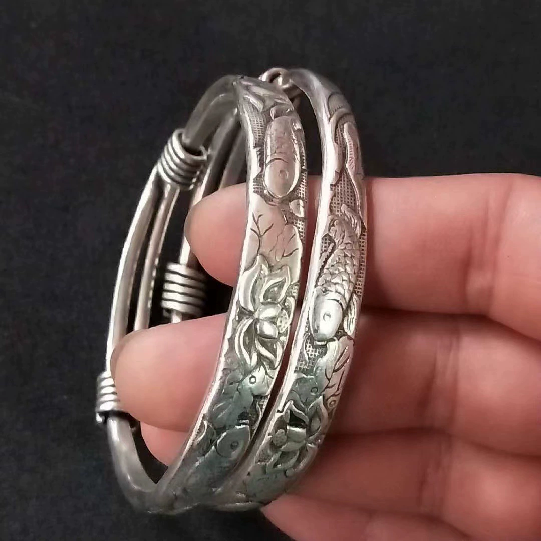Retro ethnic silver bracelet, vintage Miao/Tibetan style, handcrafted motifs, 40 g