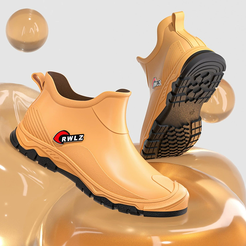 Короткие дождевые сапоги модные мужские водонепроницаемые кухонные рабочие резиновые туфли износостойкие мягкие подошвы и легкие сапоги дождя мужские водяные ботинки оптом