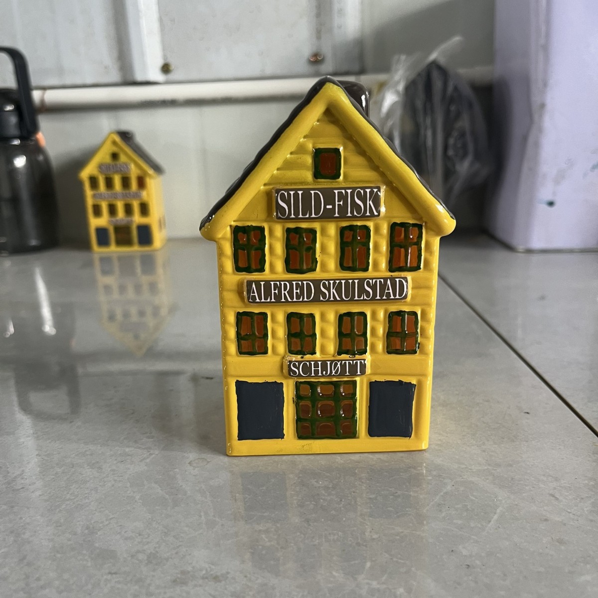 Fabricantes de suministro de vidrio transparente supervisión de la casa decoración navideña con lámparas artesanías de escritorio creativas