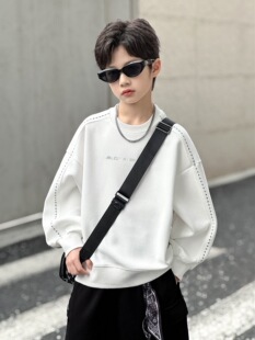 ��ͯ�����A�I��ɫ�l���¿ͯ�b��ͯ���b�д�ͯ�ȴ����´���