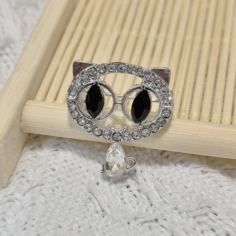 고양이 머리 실버