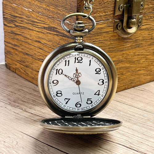 Factory direct sales classic retro Harry Potter 9 3/4 platform thin chain retro large pocket watch supply wholesale
