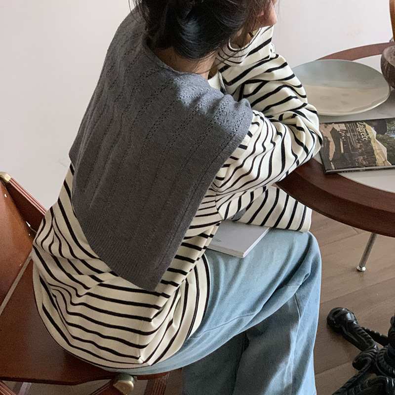 Sopa de punto de alta sensación coreana Dongdaemun primavera y otoño bufandas de torsión universal agujeros respirables sopa de mujer