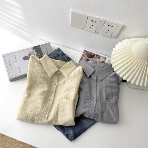 Thin sunscreen shirt for women long sleeves 2025 new summer loose niche design sense back slit shirt 5559