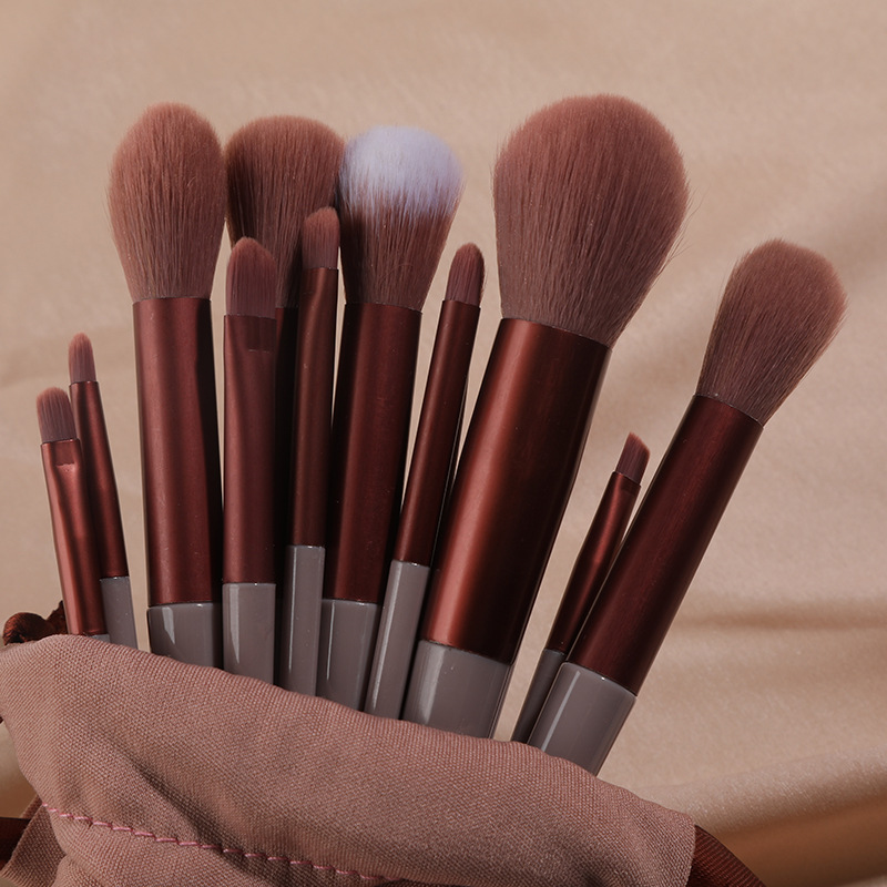 Inventario nuevo 13 cuatro estaciones set de cepillo de maquillaje azul portátil blush de pelo suave sombra de ojos conjunto completo de herramientas de maquillaje al por mayor