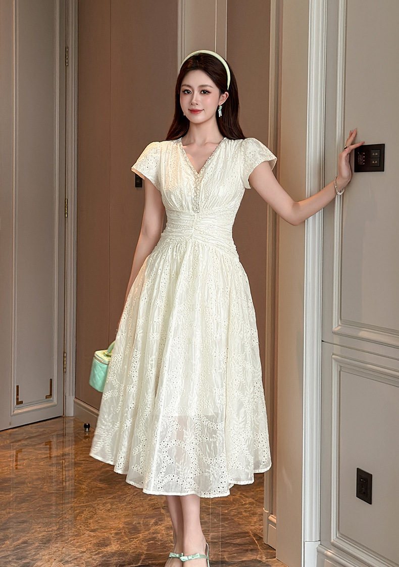 Đầm maxi nữ kiểu Pháp cổ chữ V thắt eo xòe rộng — mơ chi tiết 7