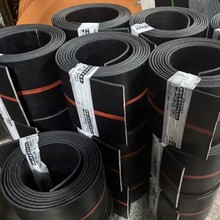 厂家直销现货优质耐磨橡胶平胶带平皮带平面传送带强力提升机皮带