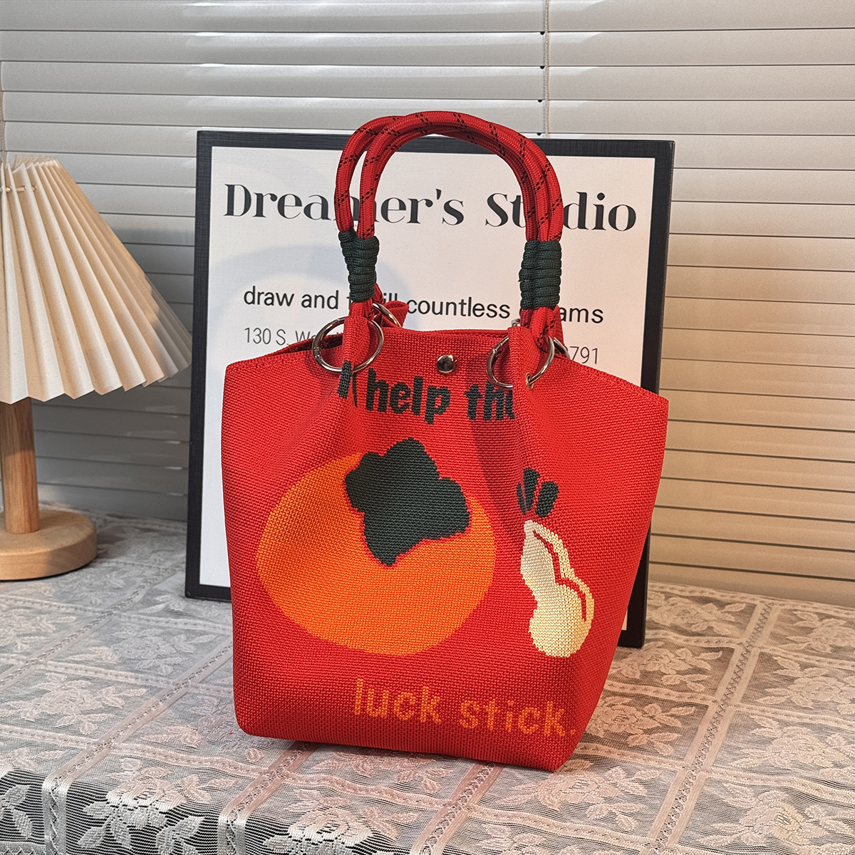 ニットハンドバッグ、ニッチデザインバケットバッグ、トートバッグ、ハンドバッグ、カジュアルで多用途なショルダーバッグ、ニットポータブルバッグ