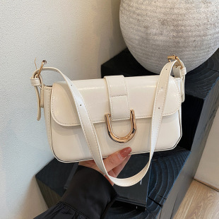 2025�ļ�����߼������͹�������r��Ҹ�°�����R����Ů�μ�С��