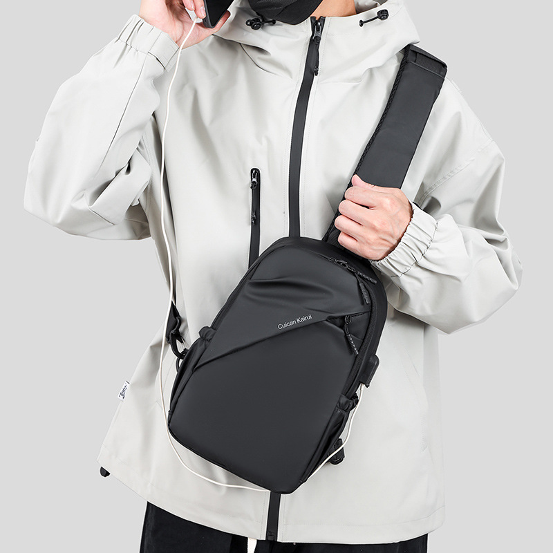 Borsello uomo a tracolla elegante per viaggio e tempo libero_voghion.com