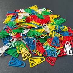 Factory Supply Full Plastic Colorful Paper Clips, Shaped Paper Clips, Triangular Plastic Paper Clips, Cross-border Exclusive Supply