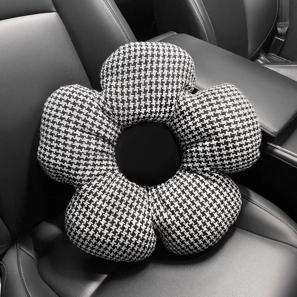 Black Trinity Flower-waist back