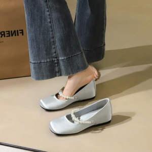 835-K216 French round toe Mary Jane shoes for women, with a string of pearls, versatile silk, and increased height balle