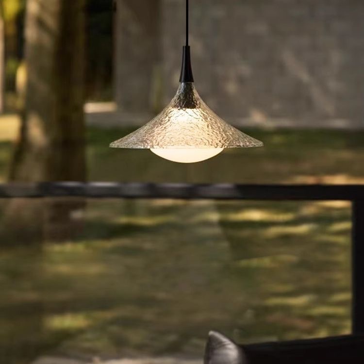 Café de diseño restaurante restaurante café rojo barista francés diseñador italiano bar bar disco volador lámpara de trompeta francesa