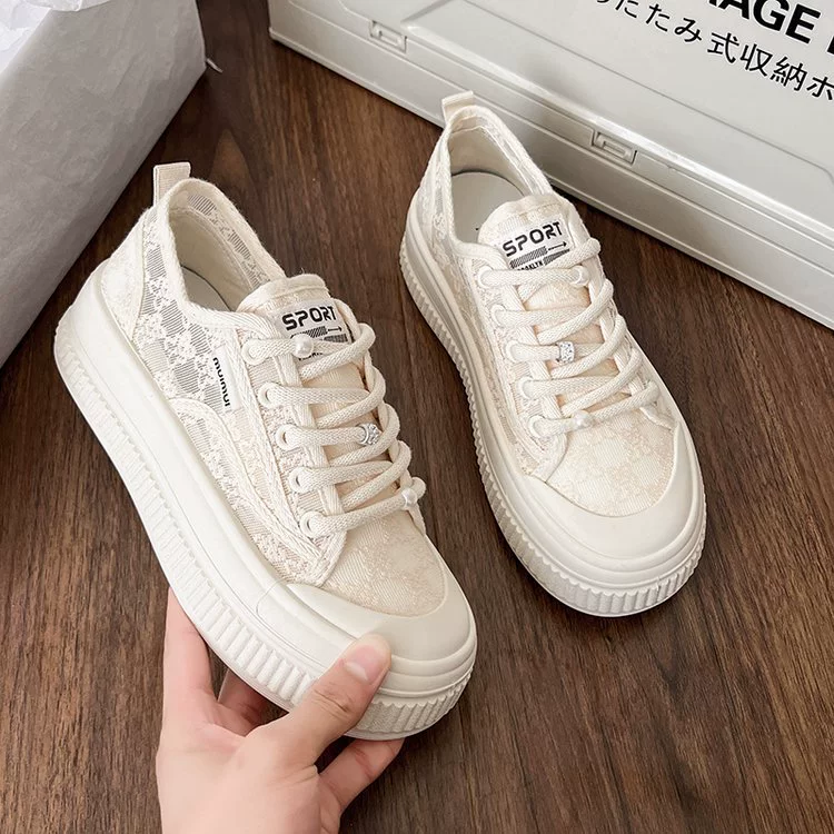 Женские летние дышащие кеды из тонкой сетки, новые 2025 года, легко сочетаются с одеждой, спортивные повседневные кроссовки на шнурках