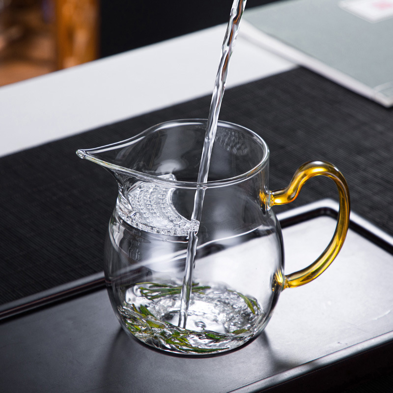 Glass tea cup