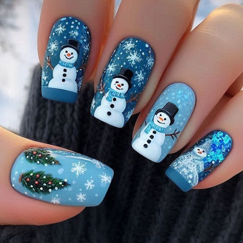 Cross-Border Best-Selling Snowflake Christmas Tree Manicure, Cute Little Snowman Blue Wearable Nails, 24 Pieces of Finished Nail Patches