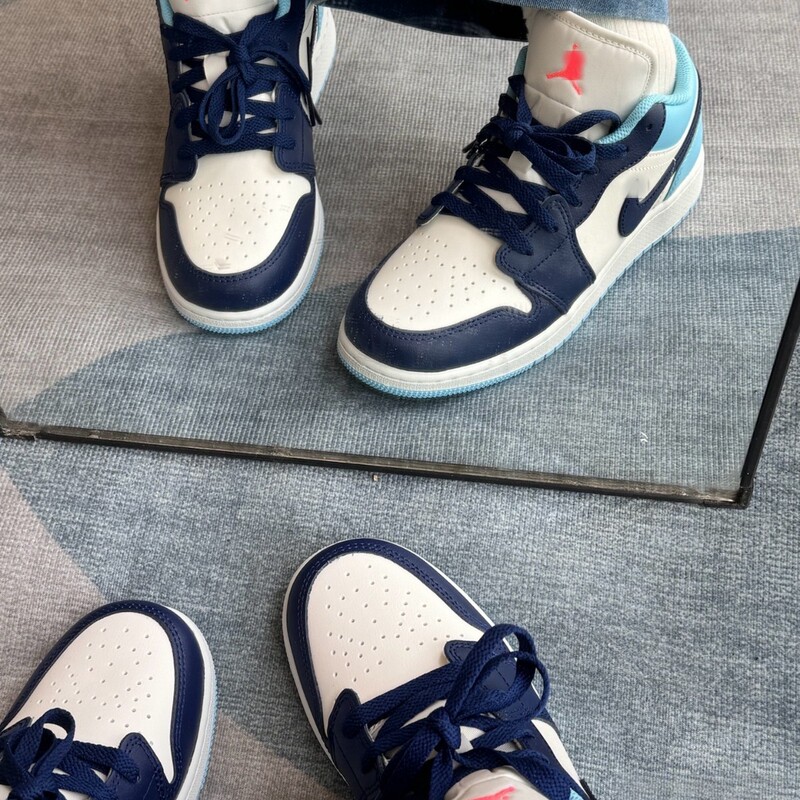 Putian Shoes Aj1 Low-Top Men's and Women's Basketball Shoes, Non-Slip, Wear-Resistant, Retro Sneakers, Comfortable Running Couple Sports Shoes