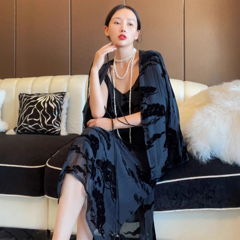 Silk Velvet Burnt Flower Top for Women 2025 Loose Lace-Up Shirt Cardigan Mulberry Silk Burnt Flower Slip Dress