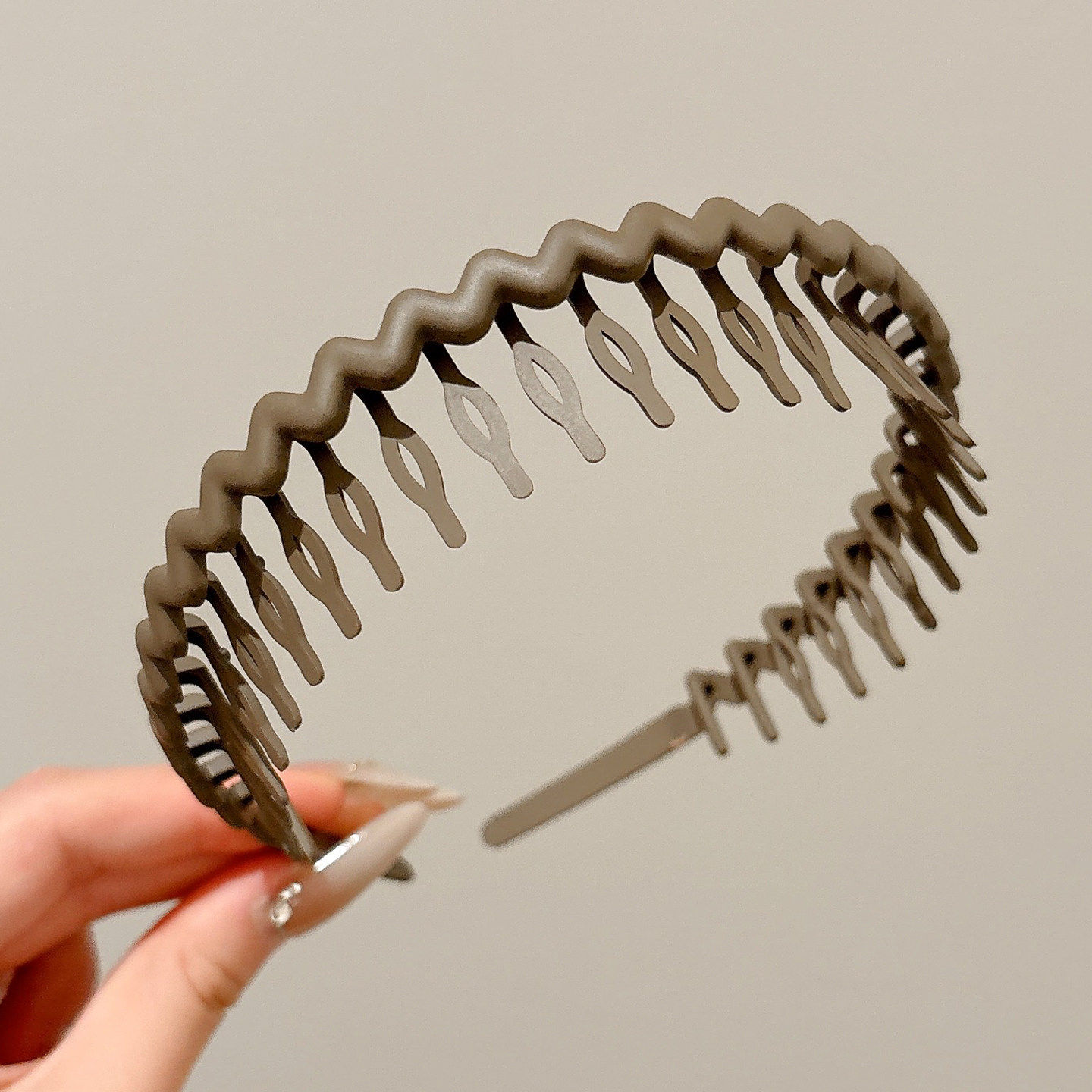 ¡Carray está limpio! 2025 nuevo clip de boca de una palabra clip de cabello anillo de cabello agarrar clip de cabello joyería mujer