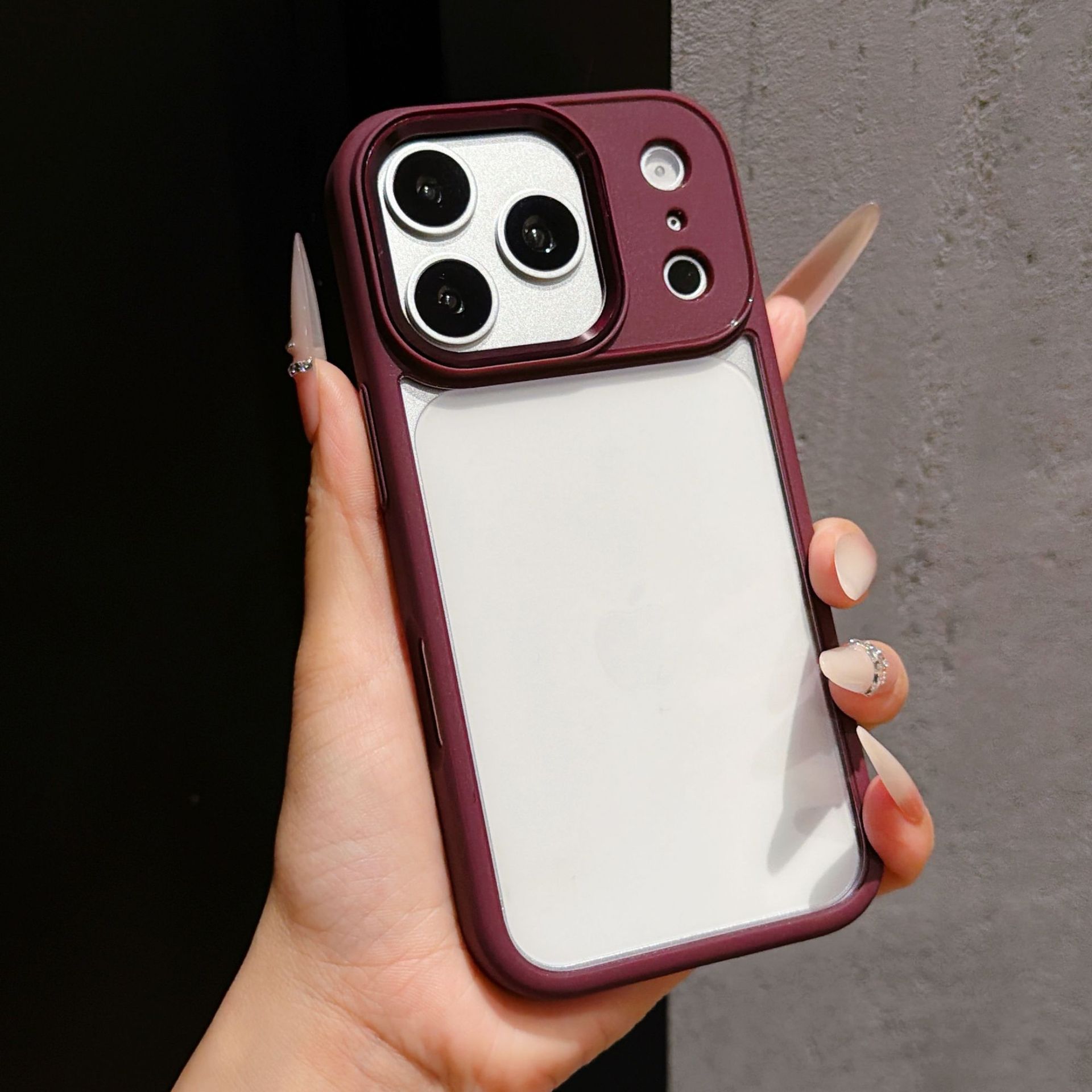 Suitable for iPhone 18 Pro Max phone case, metallic eagle eye transparent anti-drop protective cover for Apple 17, golden shield skin-feel protective case