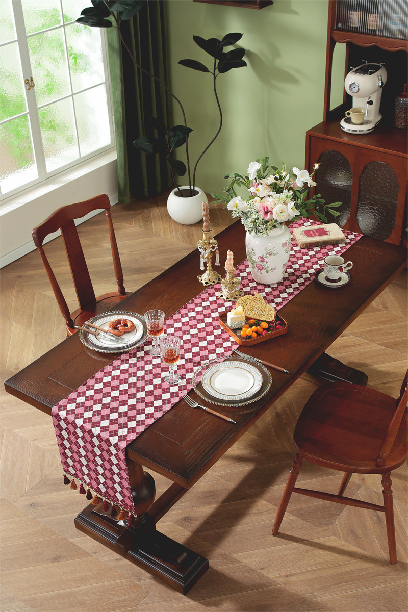 American Retro Geometric Jacquard Tassel Table Runner For Home_voghion.com