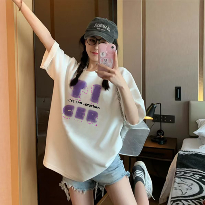 White Cotton Short-sleeved T-shirt Women's Summer 2025 New Heavy Loose Slimming T-shirt Design Niche Top White Cotton Short-sleeved T-shirt Women's Summer 2025 New Heavy Loose Slimming T-shirt Design Niche Top