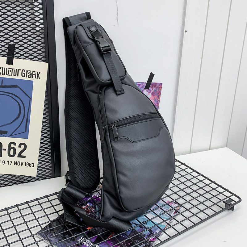 Outdoor Large Capacity Men's Chest Bag Sports Shoulder Crossbody Bag Men's Travel Small Backpack Multi-Layer Waterproof Cycling Bag