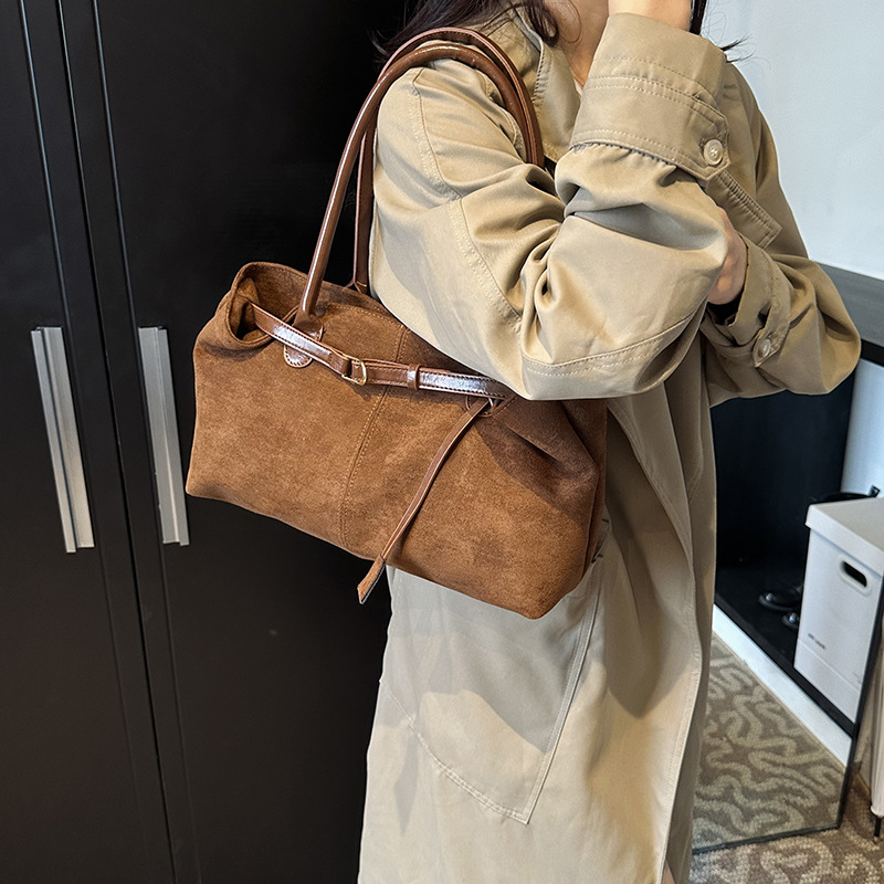 Alta sensación retro moda bolsos tote damas 2024 nuevo otoño bolsos de mano de gran capacidad bolsos de hombro