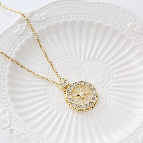 Korean Fall/Winter New Octagonal Star Sweatshirt Chain Sweatshirt Necklace for Women Trendy Influencer Style Hip-Hop Long Clothing Matching