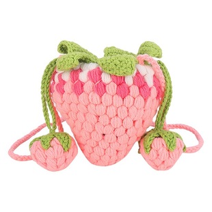Children's coin purse cute strawberry woven wool bag ins little red book Same mini messenger bag parent-child bag