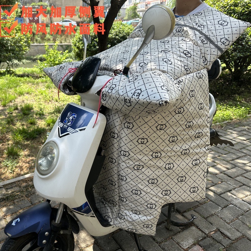 電気自動車の防風は冬にベルベットされて、電気自動車のオートバイのバッテリー保温オックスフォード布の防風カバーを厚くした|undefined