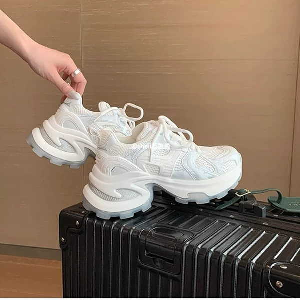White (7.5 cm)