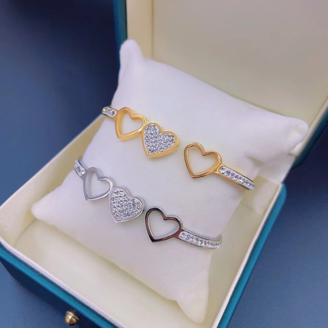 Bangle Classification 1 Piece Quantity Simple Style Heart Shape Stainless Steel Inlay Zircon Bangle