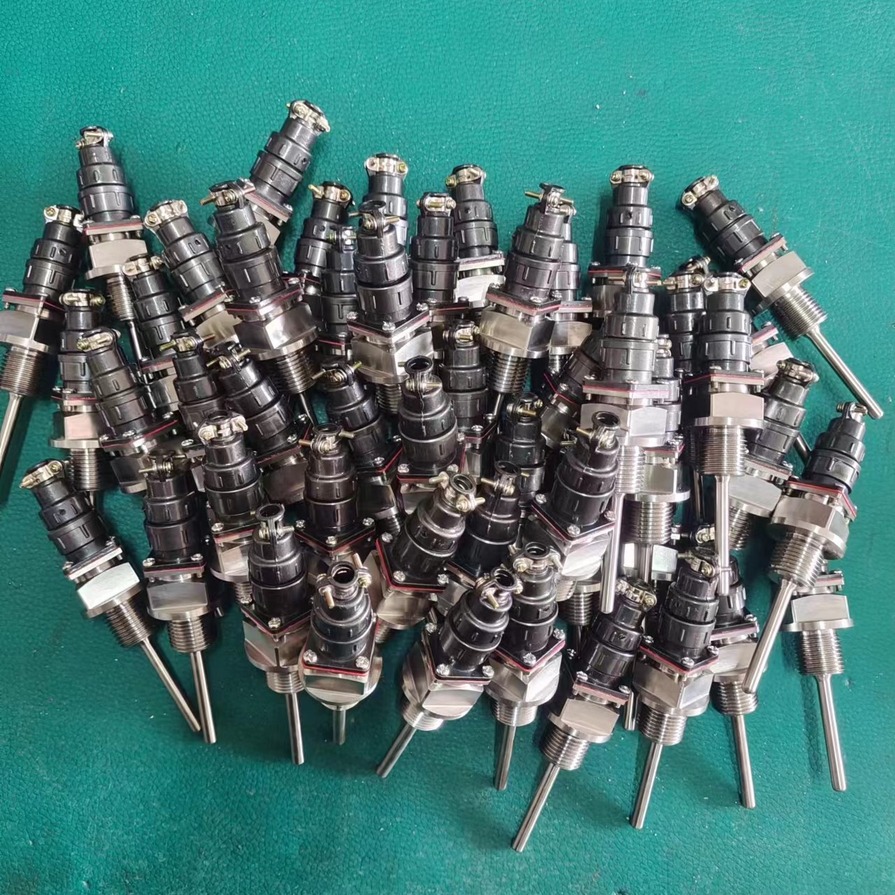 化工厂水泥厂钢厂电厂管道锅炉配套设备航空插件热电阻WZP-269