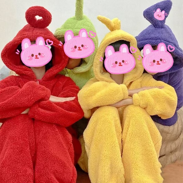 Coral velvet children's cartoon bathrobe