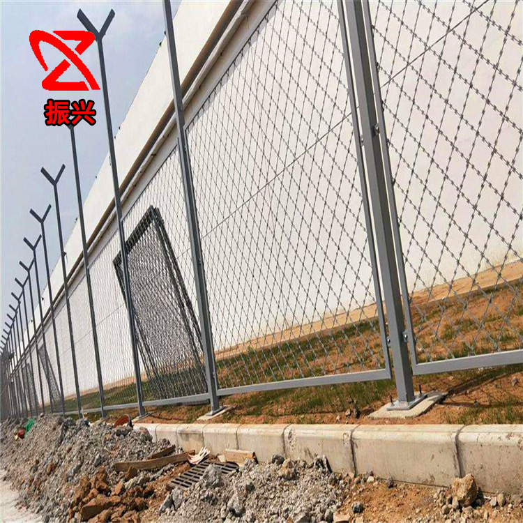 厂家制作监狱护栏网 防攀爬加强刀片刺绳防护网 监狱钢丝围网