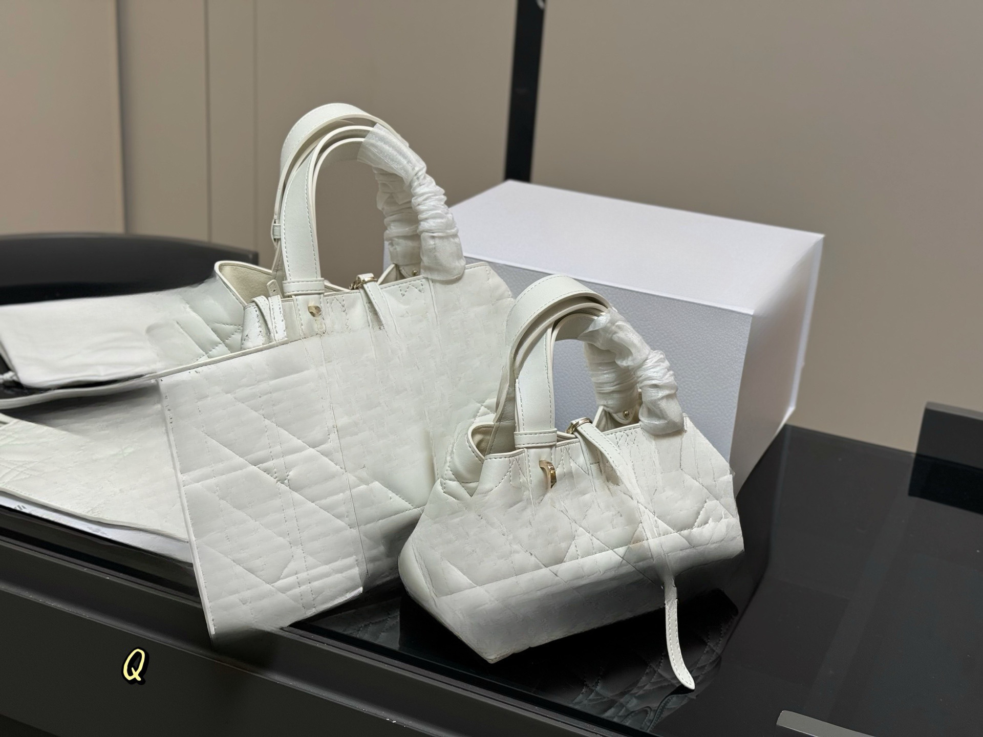 Productos de alta calidad transfronterizos D Toujours bolsos nativos bolsos de cuero, bolsos de hombro verticales horizontales, bolsos de hombro de gran capacidad.