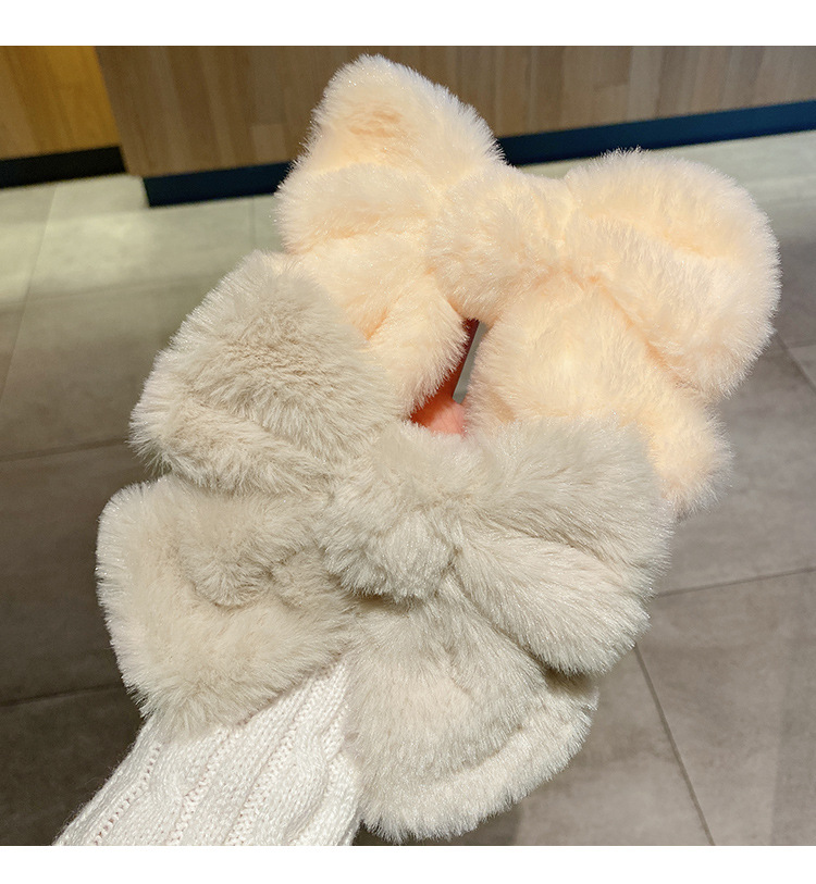 Women's Modern Style Classic Style Bow Knot Plush Hair Clip display picture 5