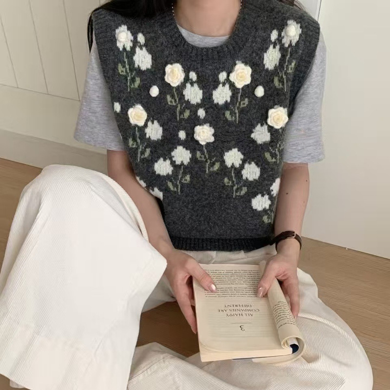 法式早秋新款温柔风立体花朵针织马甲韩系甜美清新钩花复古马甲女|undefined