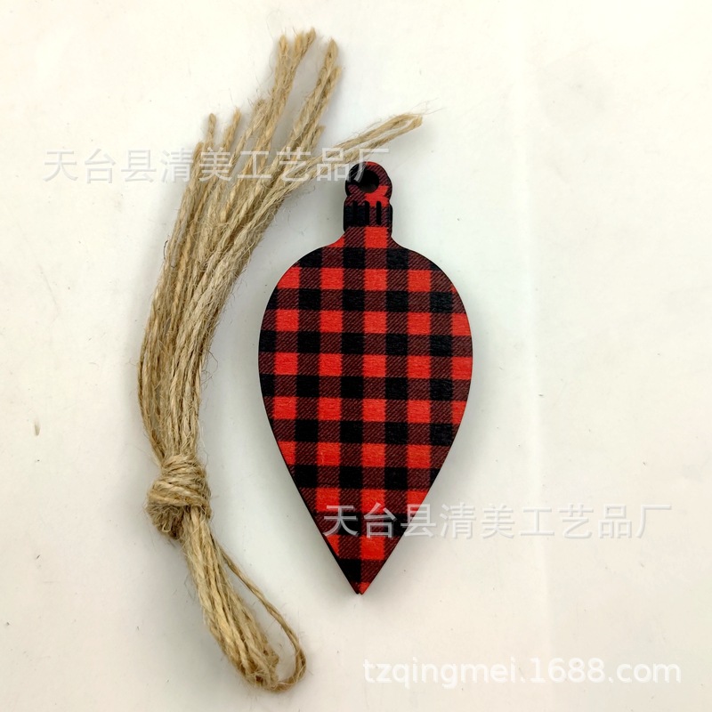 33 rojo y negro Plaid SERIE DE Navidad madera chips colgantes decorativos de Navidad se pueden combinar libremente con 10 piezas en un paquete