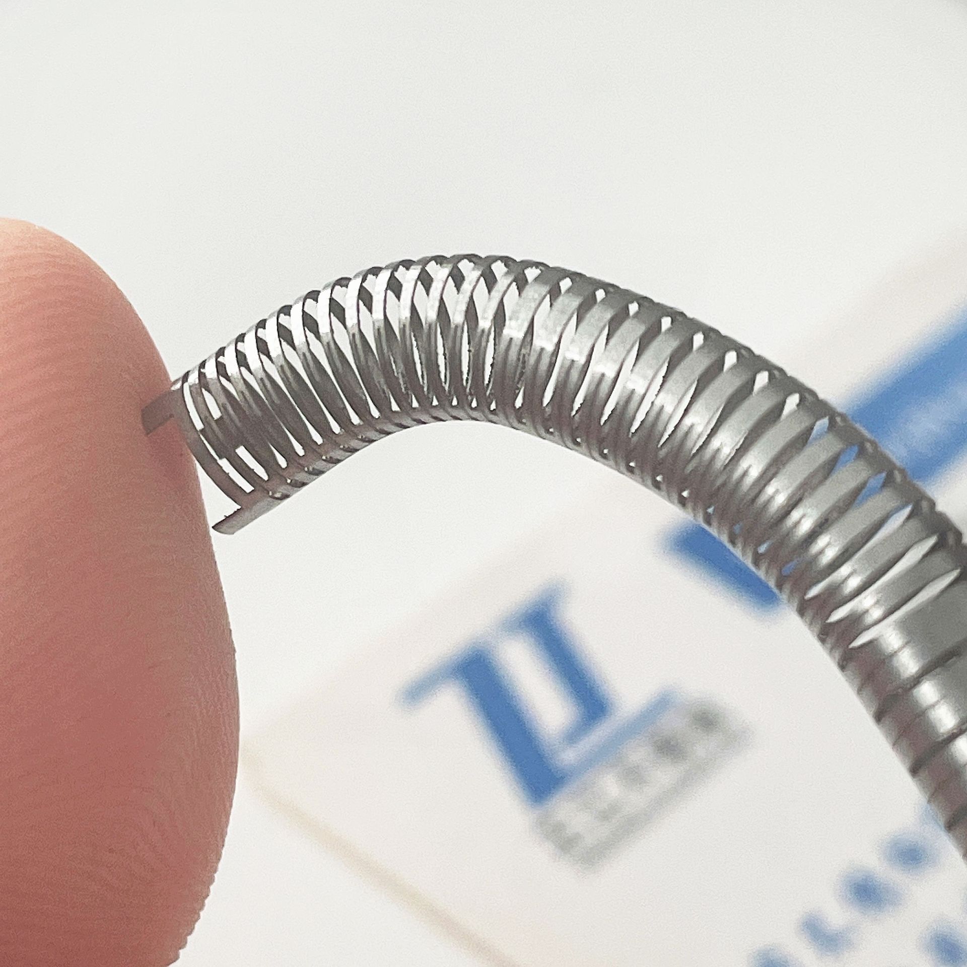 不锈钢海波管 螺旋管 弹簧管 高精度柔软不锈钢管 蛇骨管激光切割