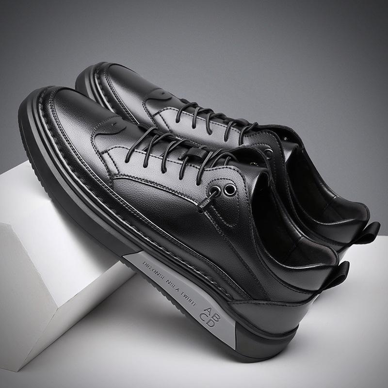 2022 new pattern man leisure time skate shoes summer Trendy shoes leather shoes Low Men's Shoes Black One piece On behalf of