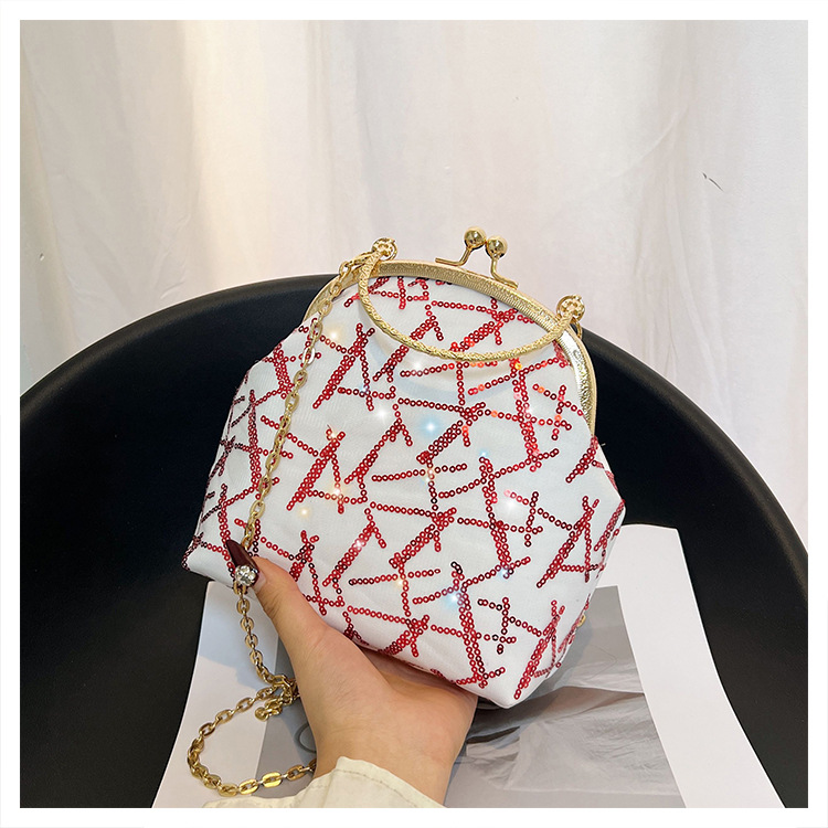 Women's Medium Pu Leather Gauze Solid Color Elegant Classic Style Sequins Shell Clasp Frame Dome Bag display picture 6